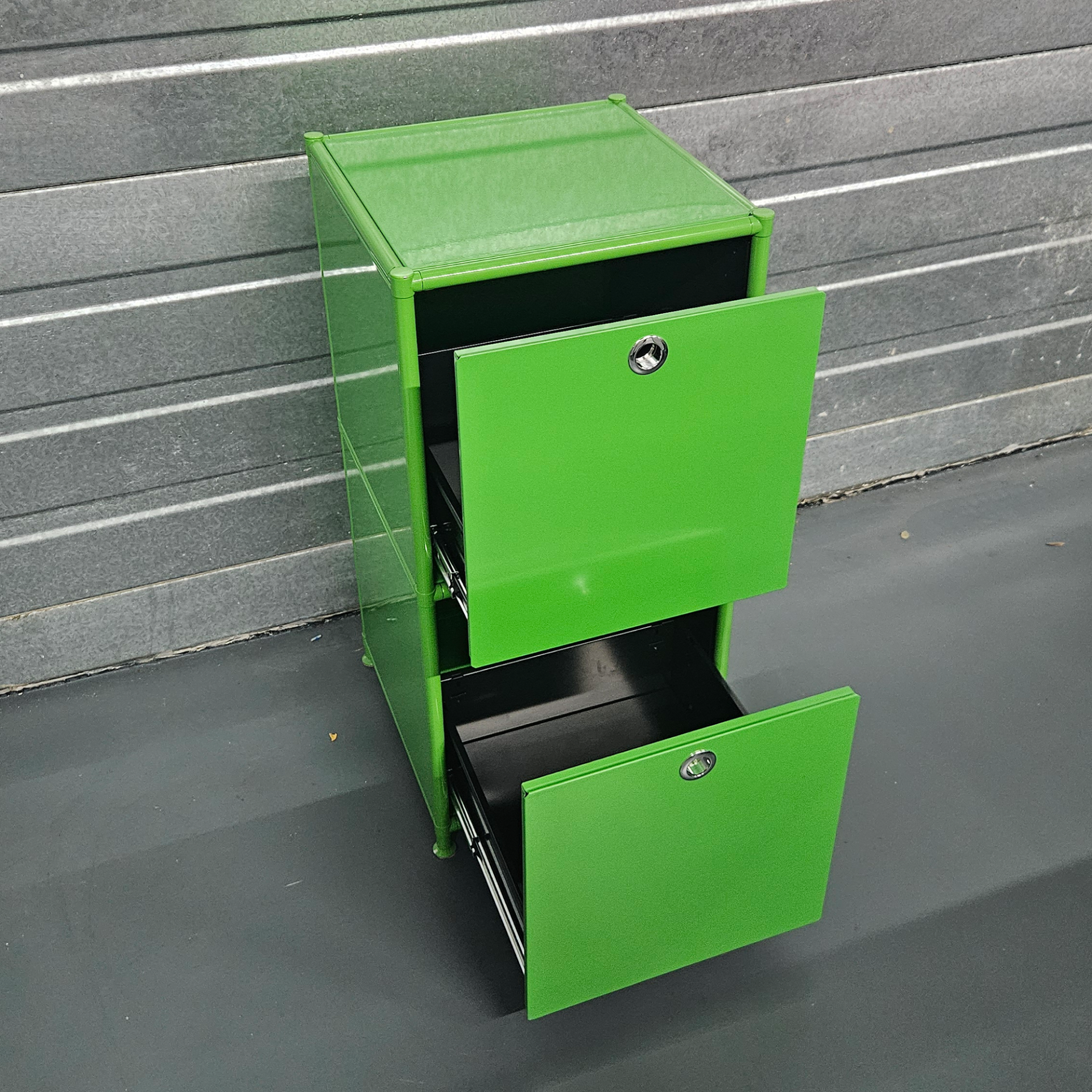 Office Container Apple Green OUTLET